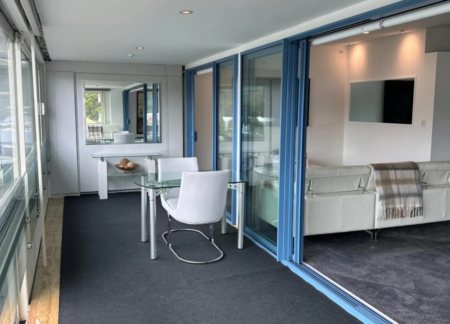 Perano Penthouse Apartment Picton 0*,